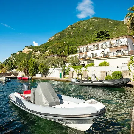 Leonardo Da Vinci Hotel 4*