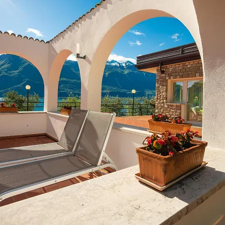 Hotel Leonardo Da Vinci Limone sul Garda