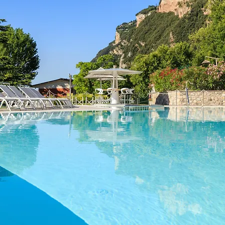 Leonardo Da Vinci Otel 4*