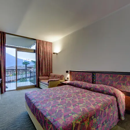 Leonardo Da Vinci 4* Limone sul Garda