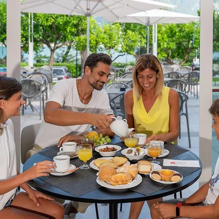 Hotel Leonardo Da Vinci 4*