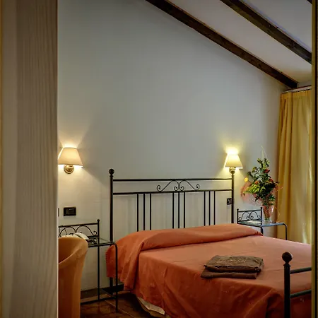 Hotel Leonardo Da Vinci 4*