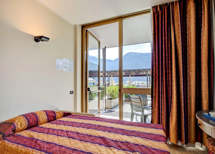 Leonardo Da Vinci Hotel 4*