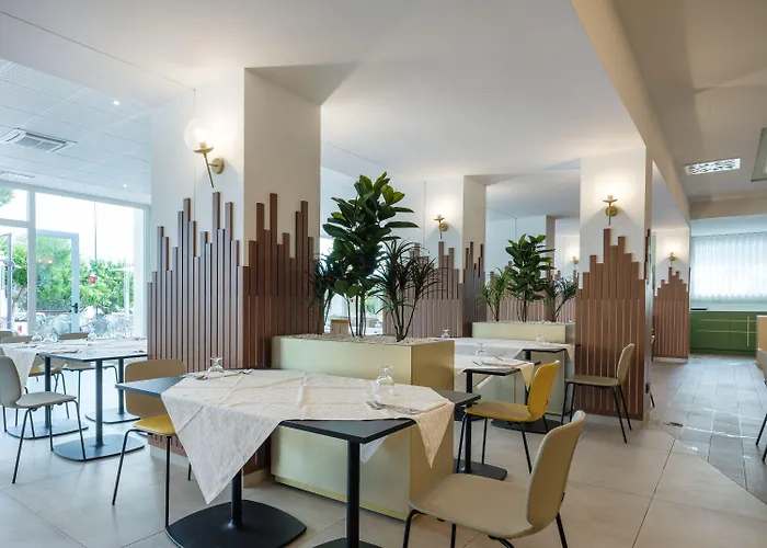 Leonardo Da Vinci 4* Limone sul Garda