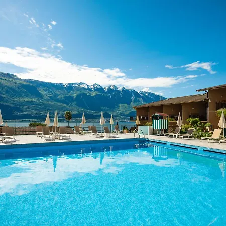 Szálloda Leonardo Da Vinci Limone sul Garda