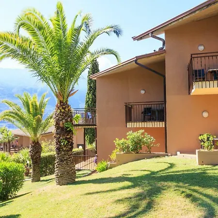 Leonardo Da Vinci Szálloda Limone sul Garda